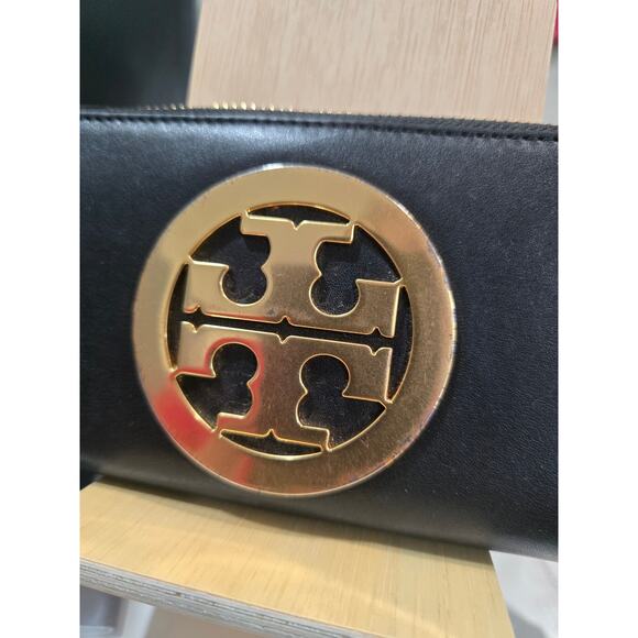 Tory Burch Black and Gold Wallet - Picture 3 of 9